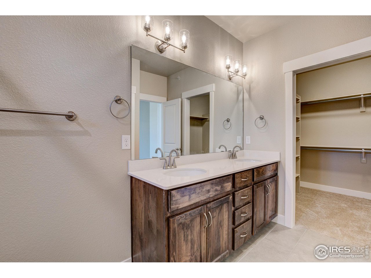 182 High Pt Drive Longmont, CO 80504 - Photo 11 of 33