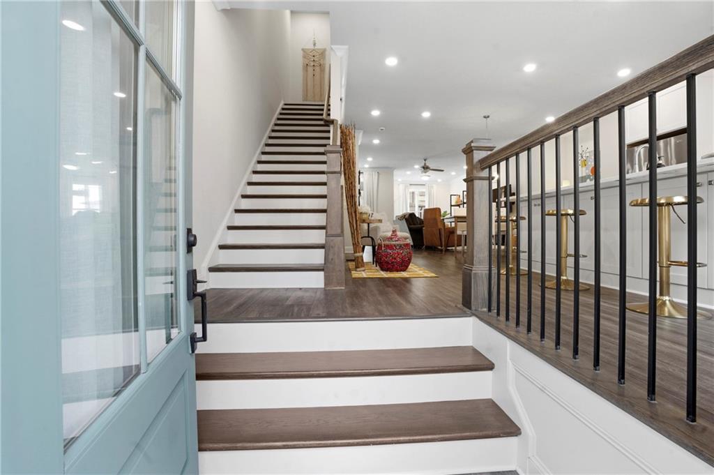 3880 Pr Fld Crossing Suwanee, GA 30024 - Photo 3 of 51 a view of entryway and hall