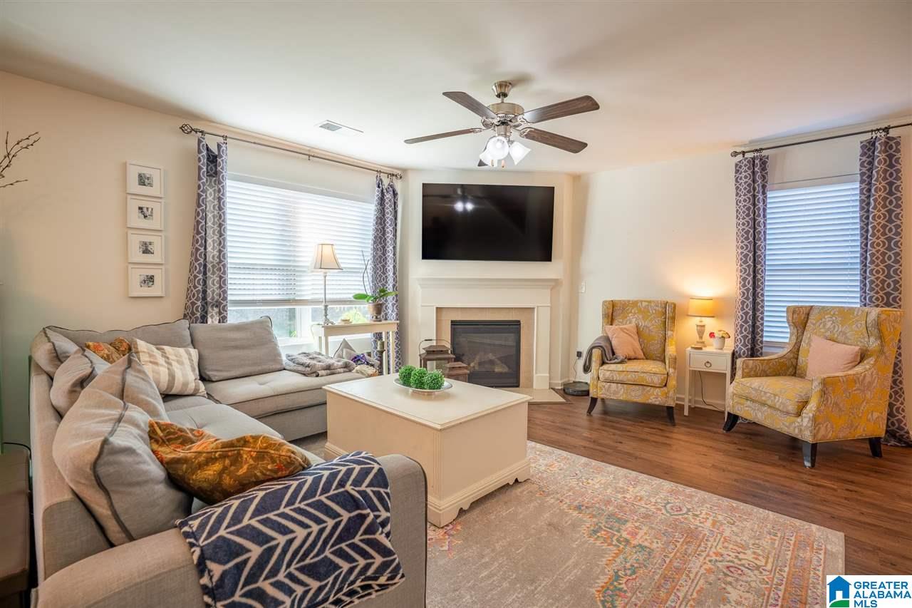 828 Huntington Trace Chelsea, AL 35043 - Photo 6 of 30