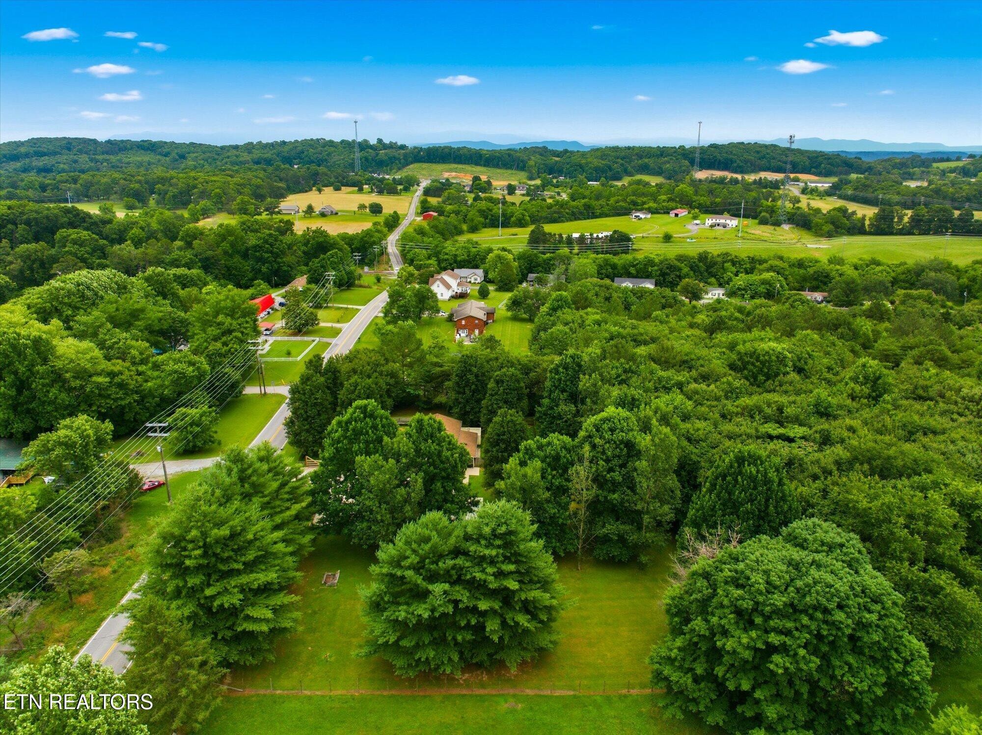301 Wayman Road Madisonville, TN 37354 - Photo 36 of 41