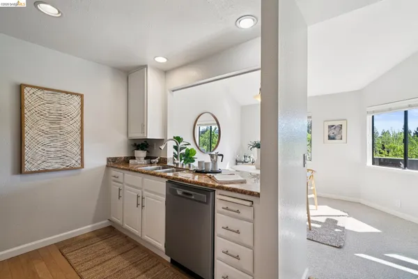 $549,000 | 10 Pomfret Walk, Pleasant Hill, CA 94523
