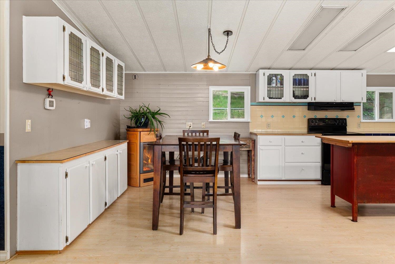 42408 North Sylvan Road Elk, WA 99009 - Photo 13 of 50 Gallery Image 13