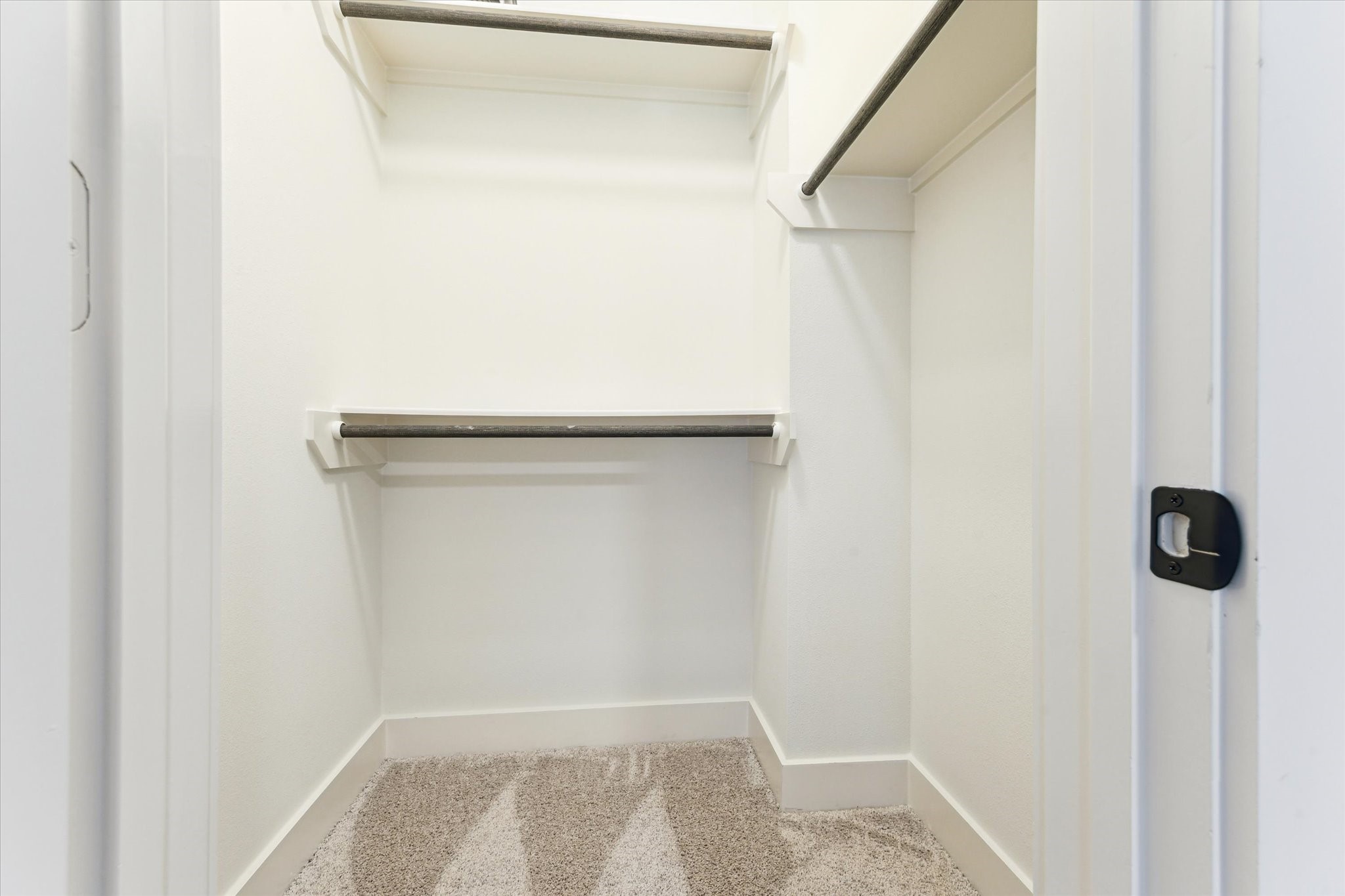 4155 Griggs Road Houston, TX 77021 - Photo 15 of 17 Secondary bedroom walk-in closet.