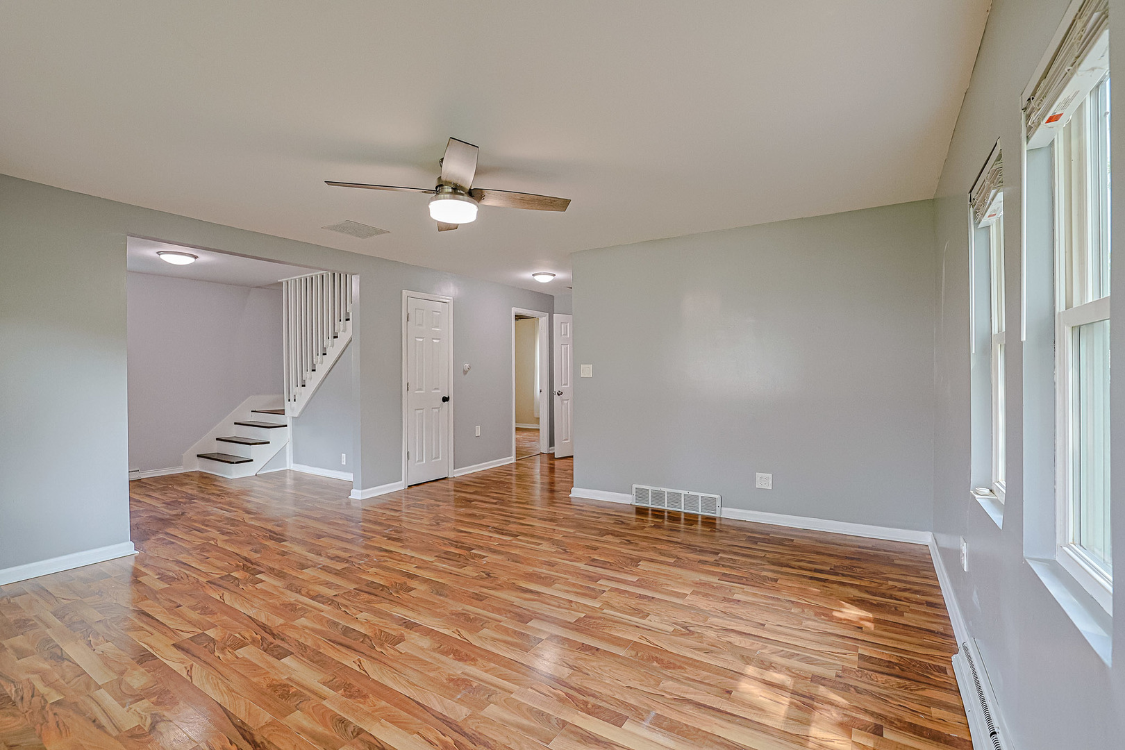 1429 Ridgeway Street Round Lake Beach, IL 60073 - Photo 6 of 34 Gallery Image 6
