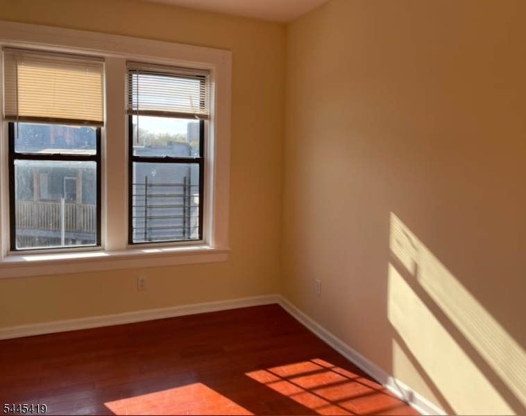 276 Morris Avenue, Unit 2 Elizabeth, NJ 07208 - Photo 5 of 7