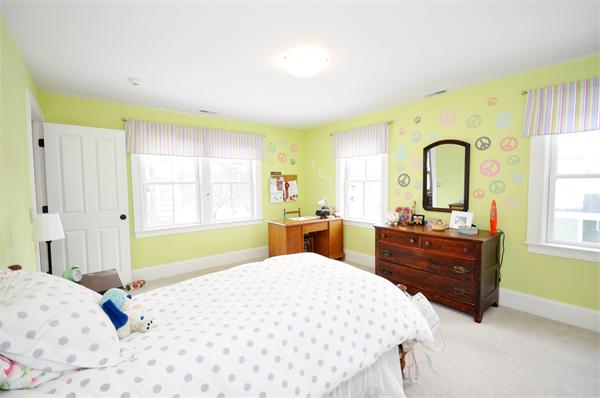 42 Pilgrim Road Concord, MA 01742 - Photo 20 of 22 Gallery Image 20