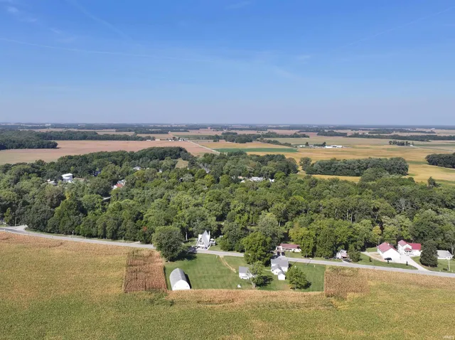 $200,000 | 5556 South S R 119 Road, Star City, IN 46985