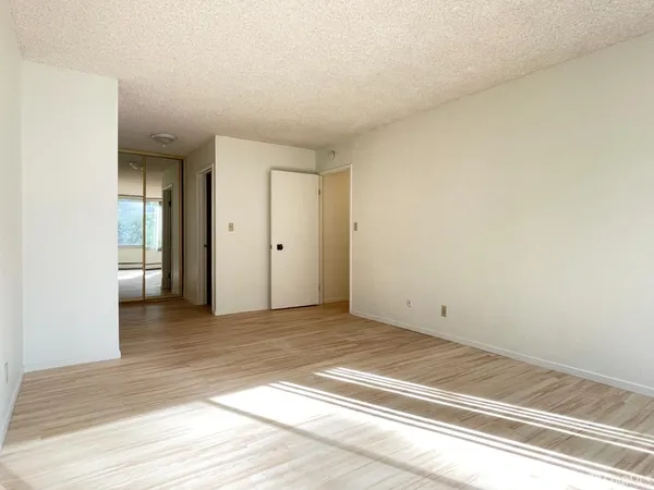 $4,200 | 400 Davey Glen Road, Unit 4505, Belmont, CA 94002