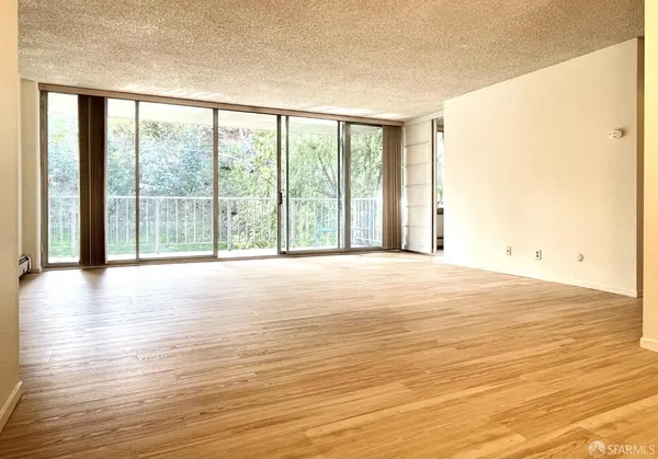 $4,200 | 400 Davey Glen Road, Unit 4505, Belmont, CA 94002