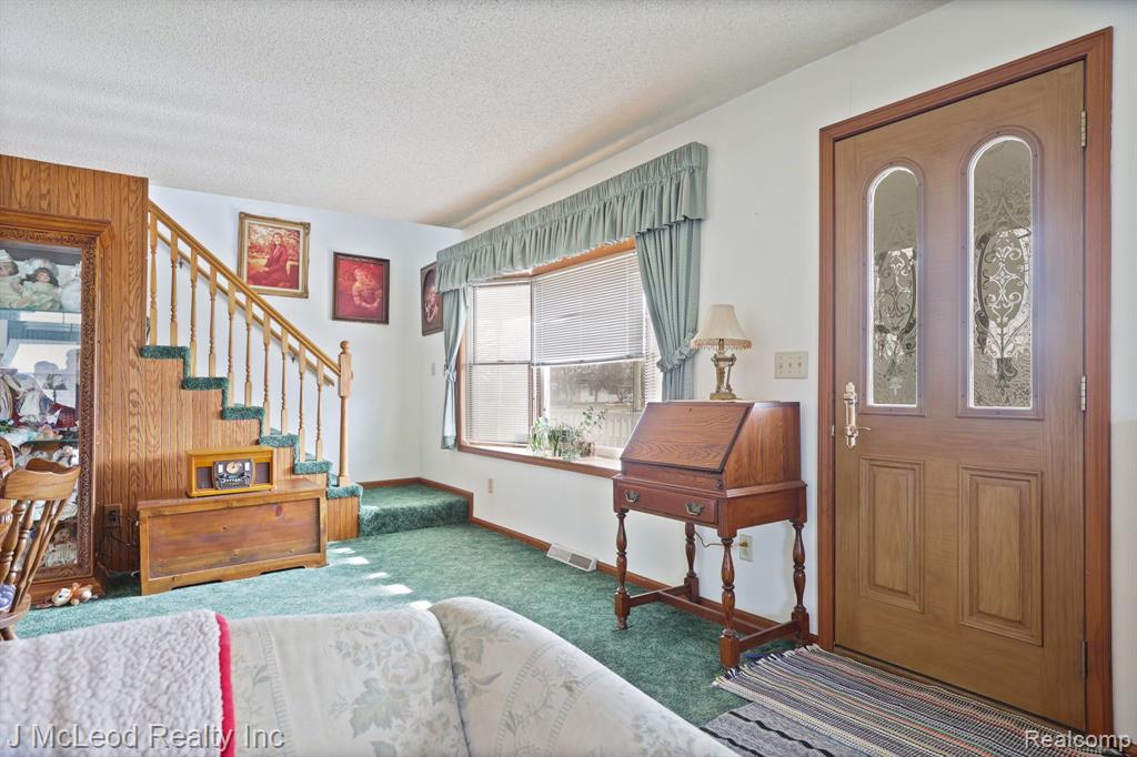 4496 Millington Road Millington, MI 48746 - Photo 8 of 46