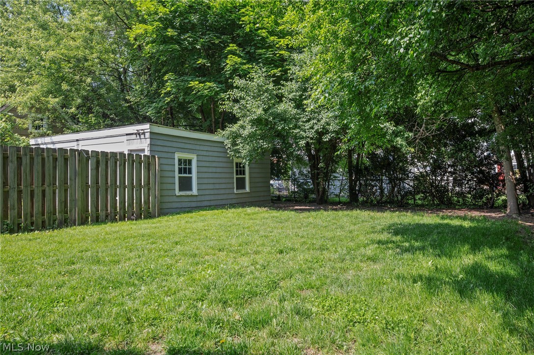 2924 Brighton Road Shaker Heights, OH 44120 - Photo 29 of 31 View of yard