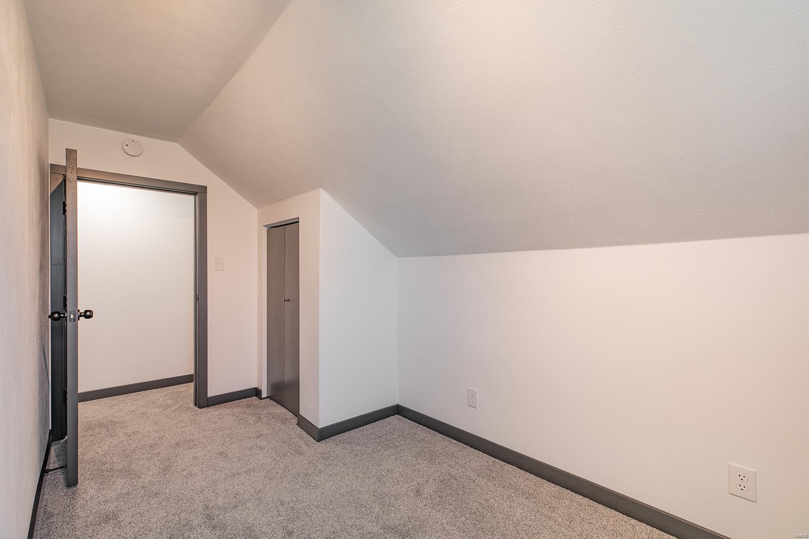 808 2nd Street Gillespie, IL 62033 - Photo 33 of 40