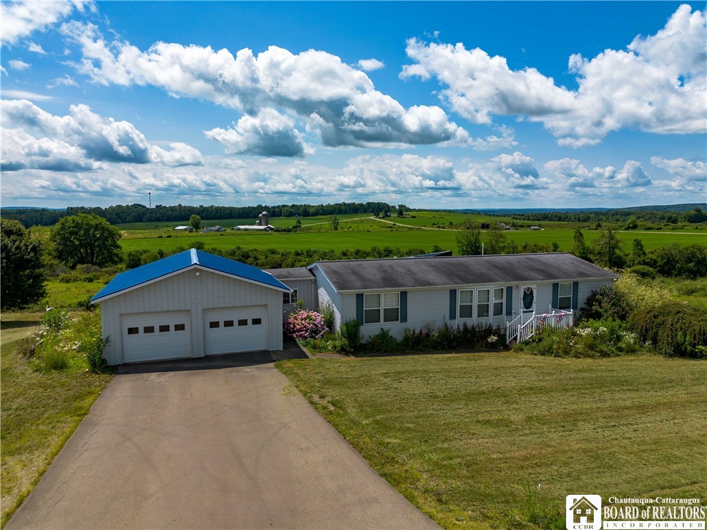 1511 West Cobb Road Falconer, NY 14733 - Photo 1 of 1 Gallery Image 1