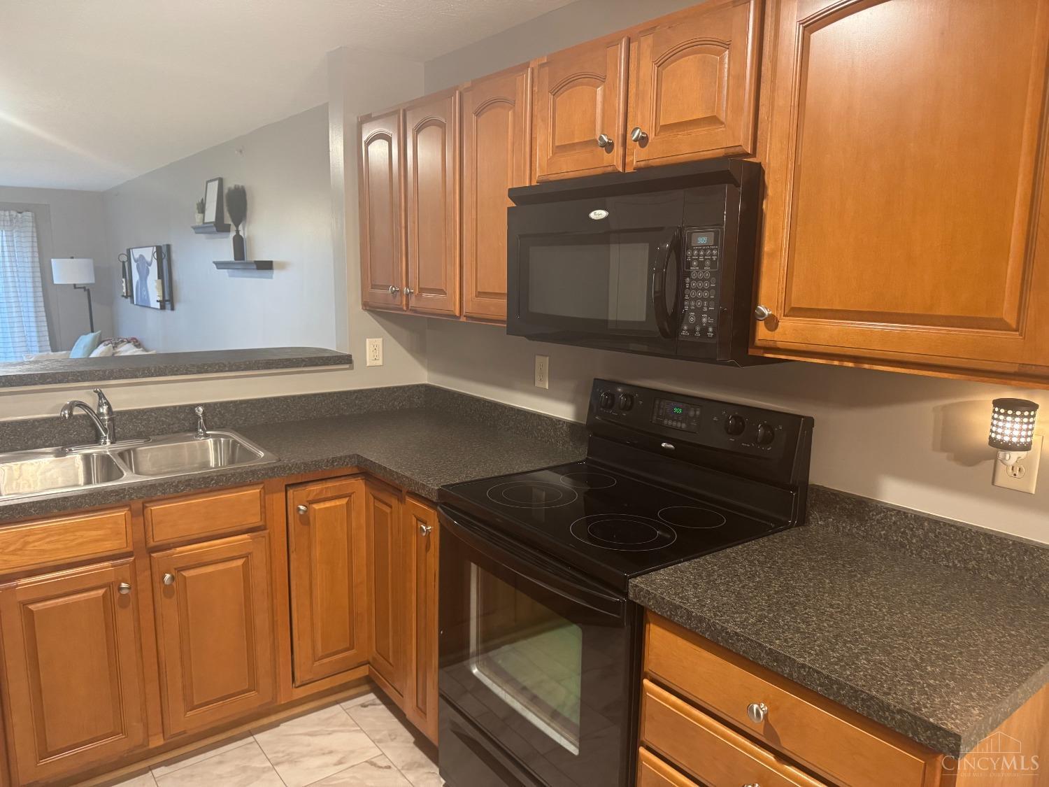 1488 Shadowood Trail Maineville, OH 45039 - Photo 8 of 35