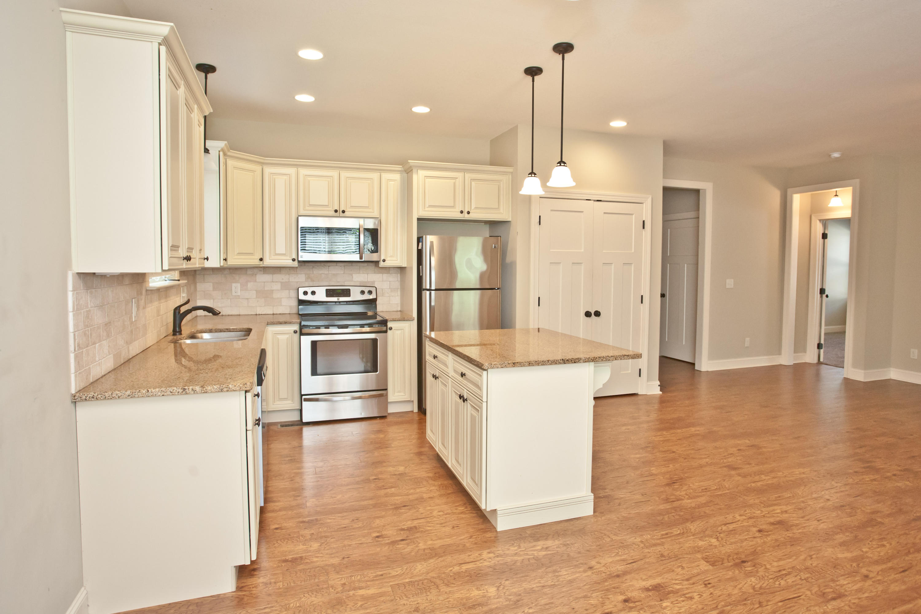 1282 Gunbarrel Road Chattanooga, TN 37421 - Photo 21 of 33 Picture 16