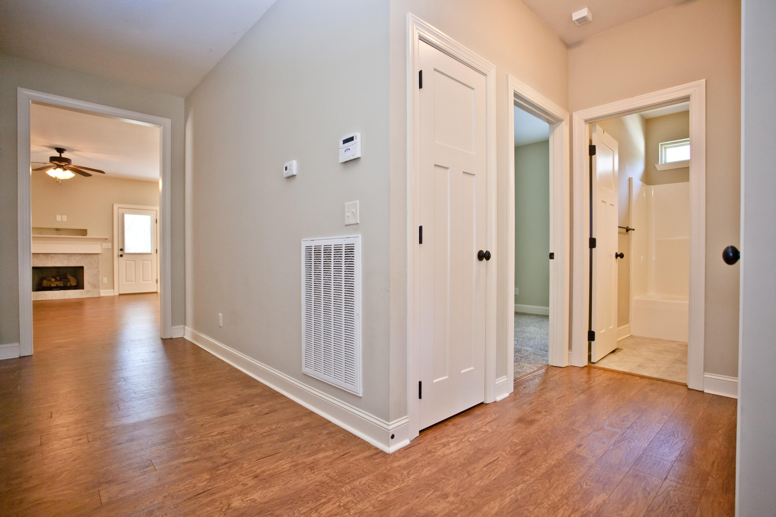 1282 Gunbarrel Road Chattanooga, TN 37421 - Photo 6 of 33 Photo 4