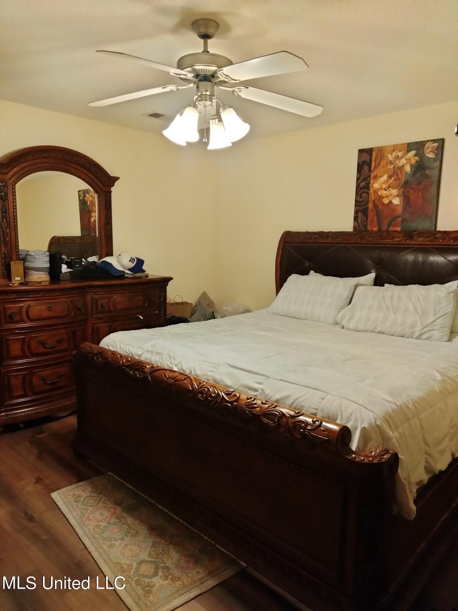 7142 Hurt Road Horn Lake, MS 38637 - Photo 7 of 12 Master bedroom