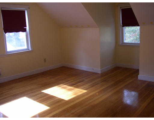 41 Rice Road Quincy, MA 02170 - Photo 4 of 7 Gallery Image 4