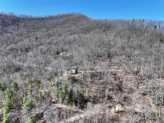 a view of a dry field