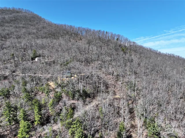 a view of a dry field