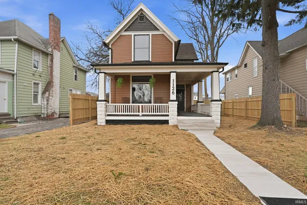 $265,000 | 1126 Columbia Avenue, Fort Wayne, IN 46805