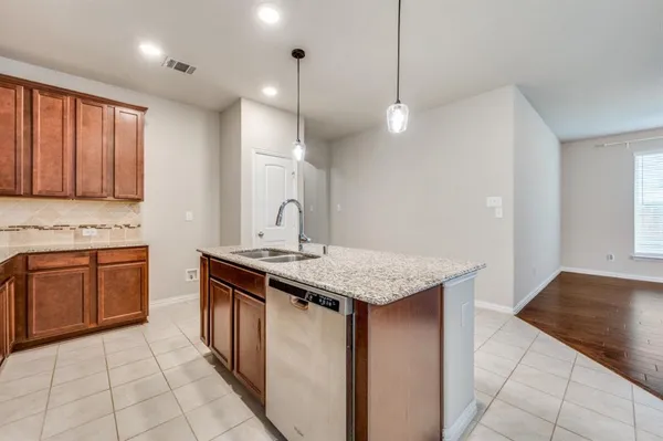$2,300 | 2028 Barx Drive, Little Elm, TX 75068