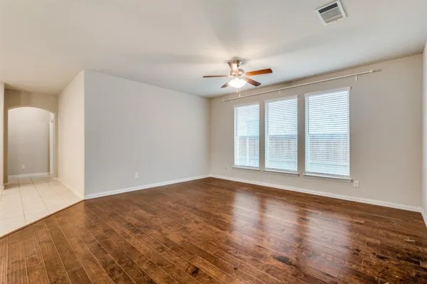 $2,300 | 2028 Barx Drive, Little Elm, TX 75068