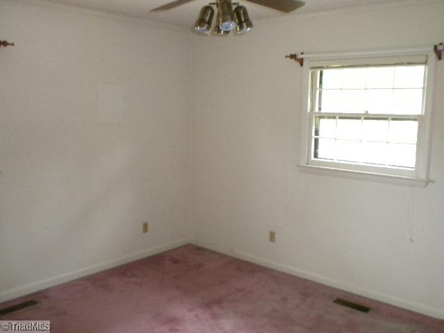 2107 Tippy Road Greensboro, NC 27406 - Photo 8 of 10 2nd Bedroom.