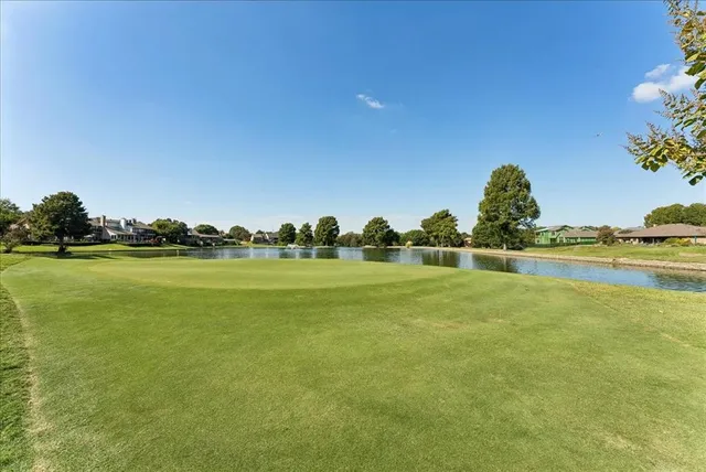 $2,595 | 2905 Country Pl Circle, Carrollton, TX 75006