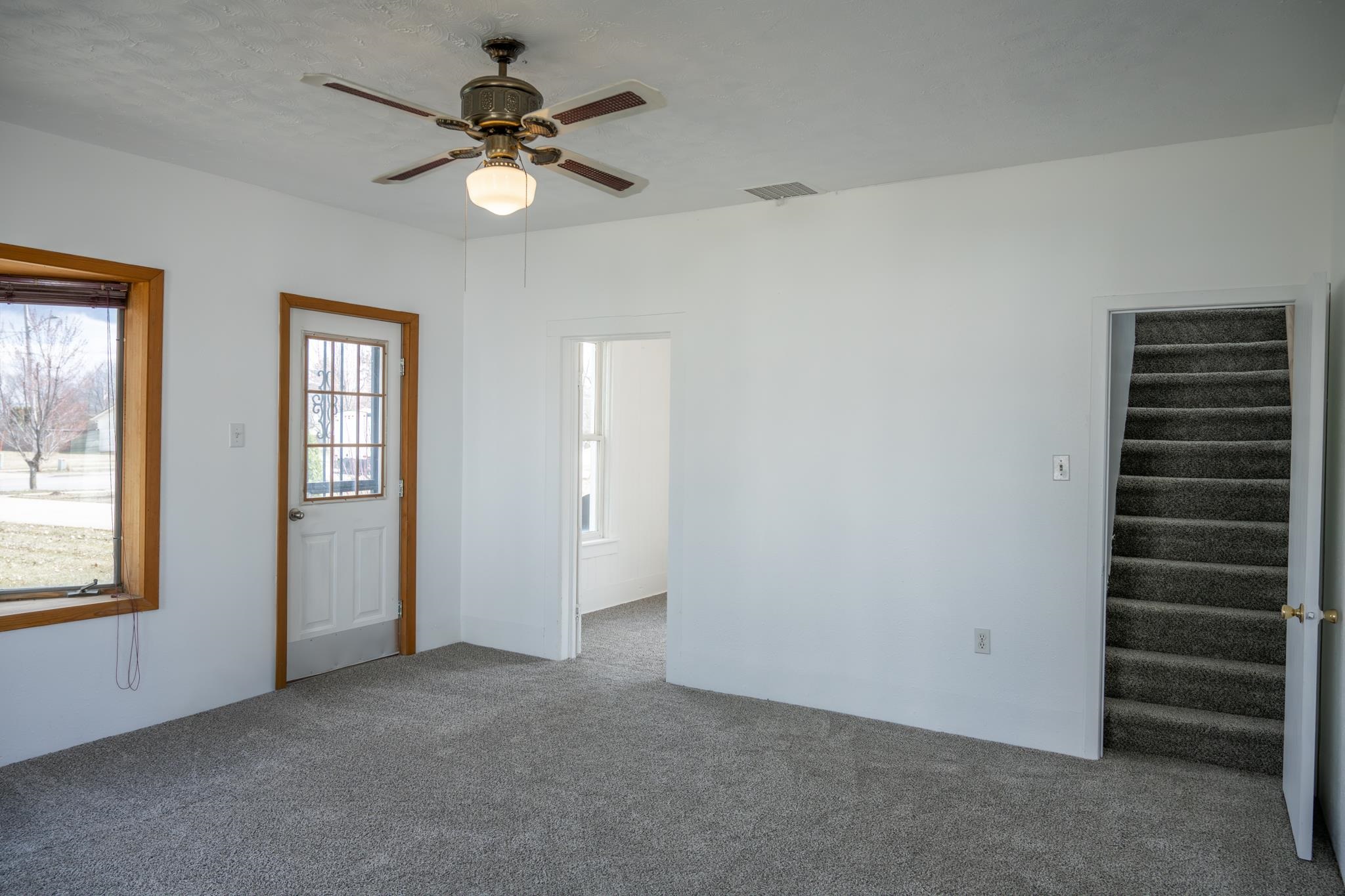 607 North Main Street Necedah, WI 54646 - Photo 7 of 30