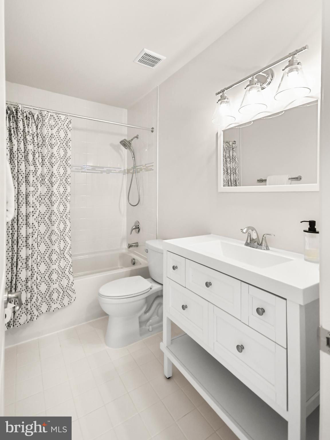 9813 Masser Road Frederick, MD 21702 - Photo 67 of 91 Wonderfully appointed hall bath...