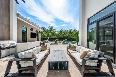 $4,999,000 | 17416 Ponte Chiasso Drive, Boca Raton, FL 33496