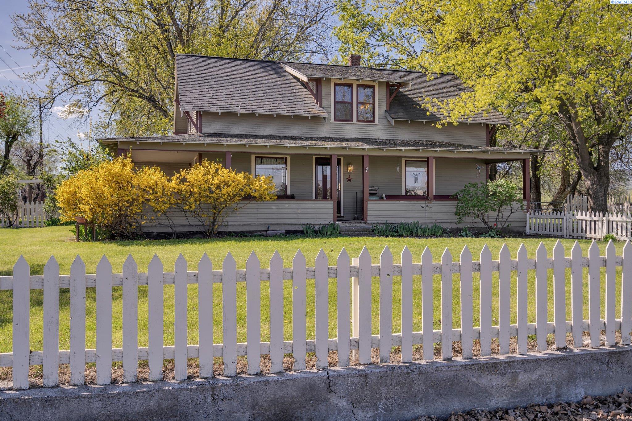 222305 East Game Farm Road Kennewick, WA 99337 - Photo 2 of 50 Gallery Image 2