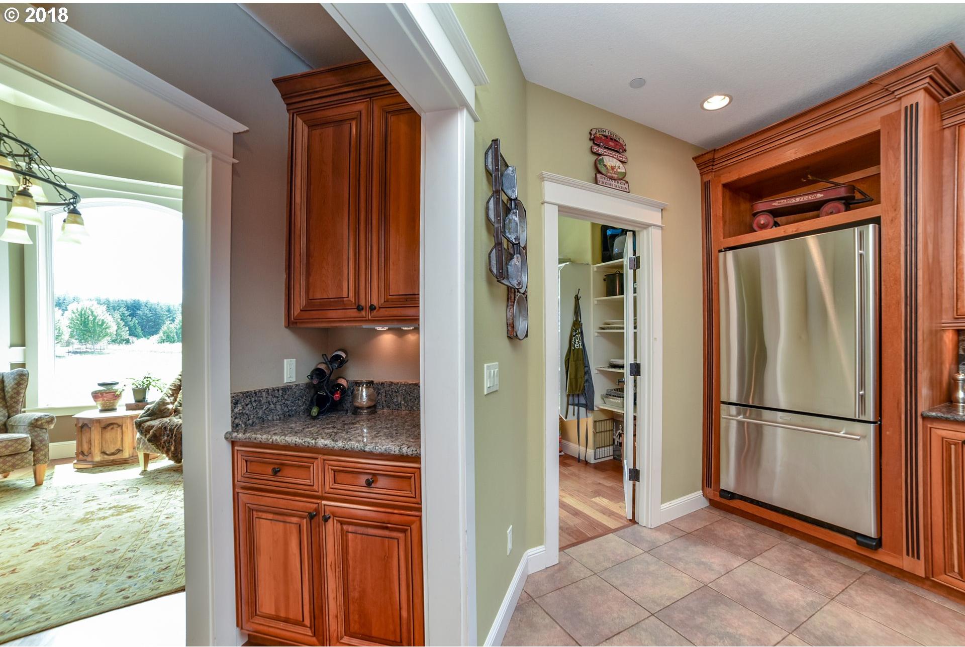 2020 Northwest 179th Street Ridgefield, WA 98642 - Photo 10 of 32 Gallery Image 10