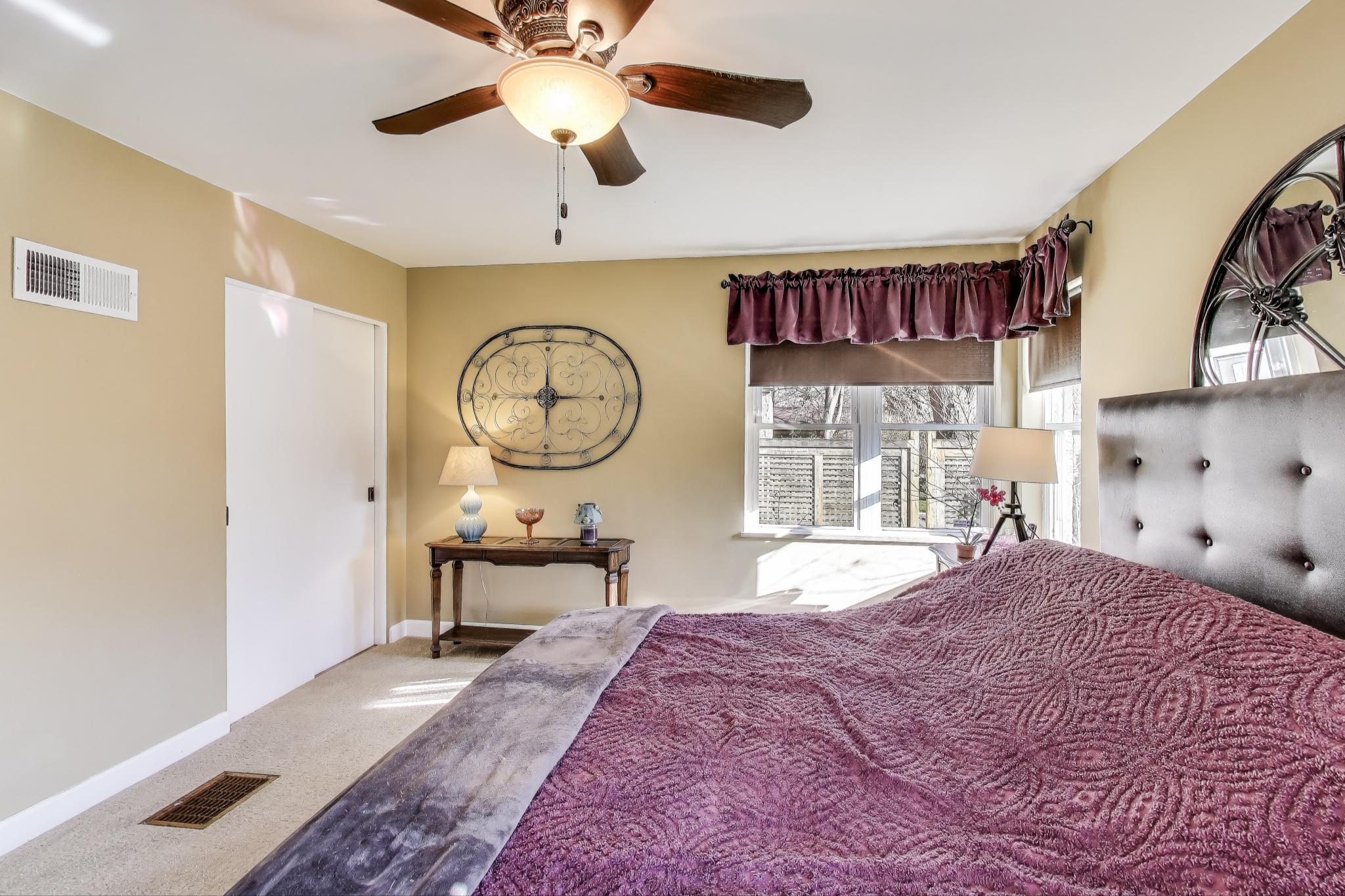 108 Beverly Place Munster, IN 46321 - Photo 21 of 37 2048x1365