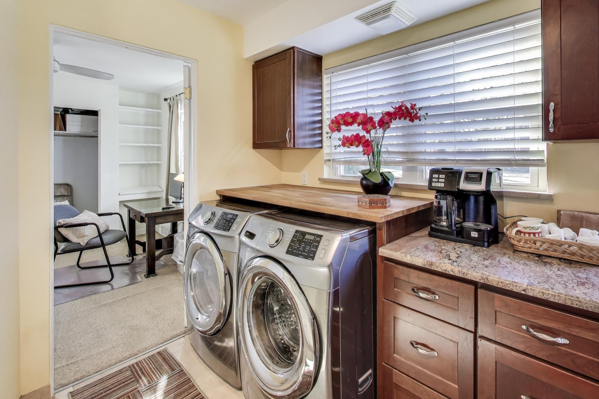 108 Beverly Place Munster, IN 46321 - Photo 23 of 37 2048x1365