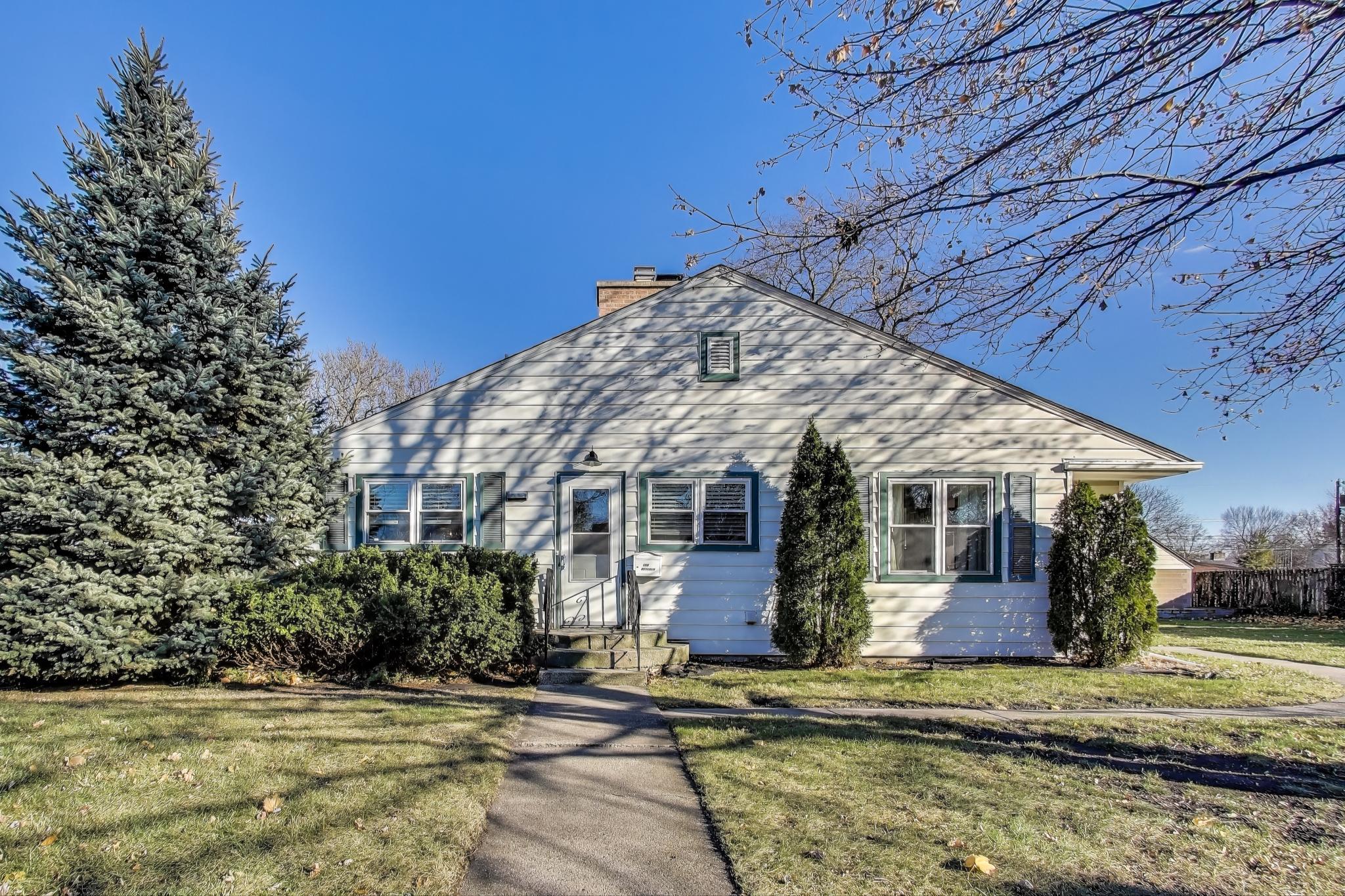 108 Beverly Place Munster, IN 46321 - Photo 24 of 37 2048x1365