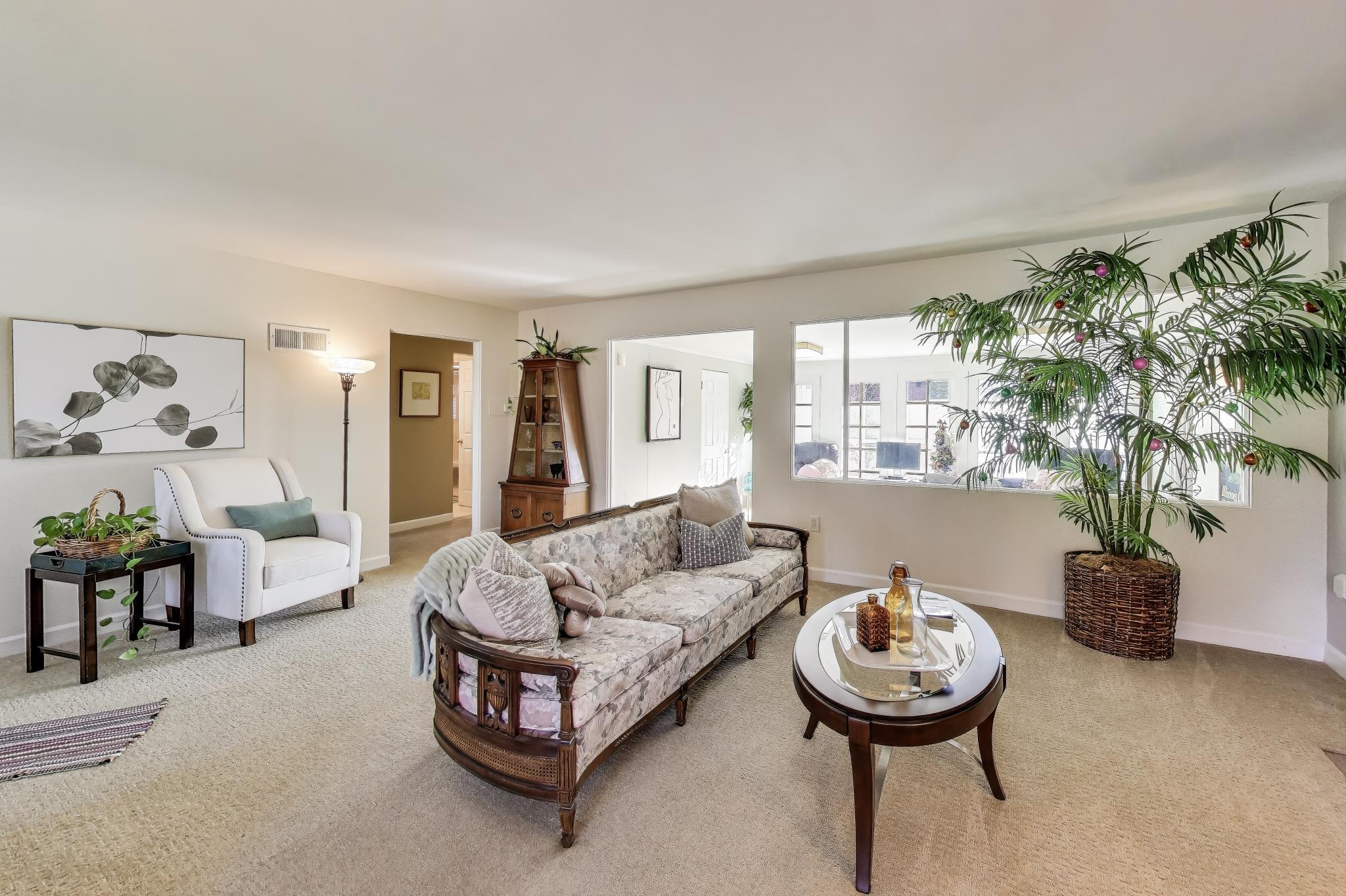 108 Beverly Place Munster, IN 46321 - Photo 5 of 37 2048x1365