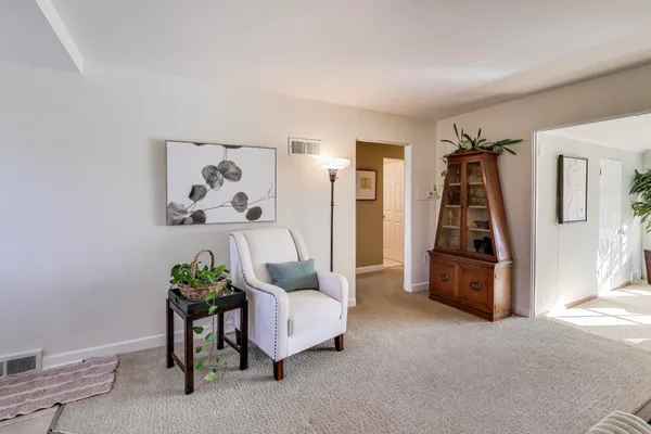 $364,999 | 108 Beverly Place, Munster, IN 46321