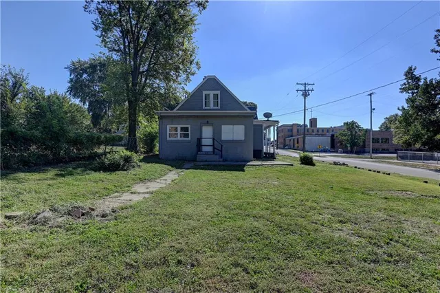 $119,900 | 2701 Penn Street, St. Joseph, MO 64507