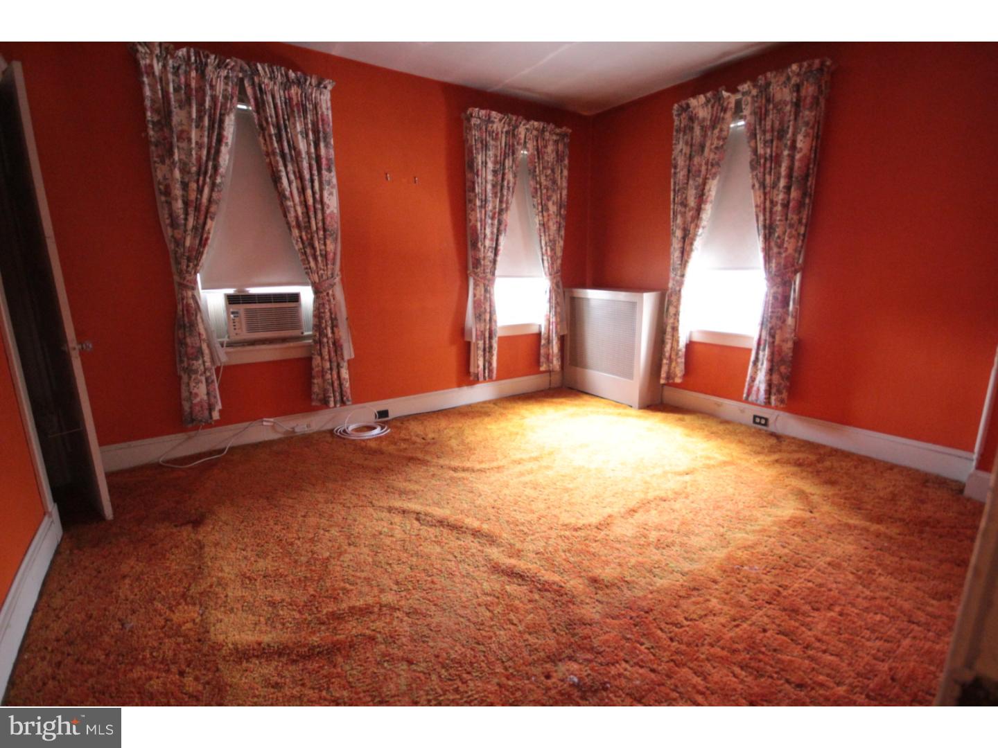 992 Lawrence Road Lawrenceville, NJ 08648 - Photo 12 of 25 Bedroom 4
