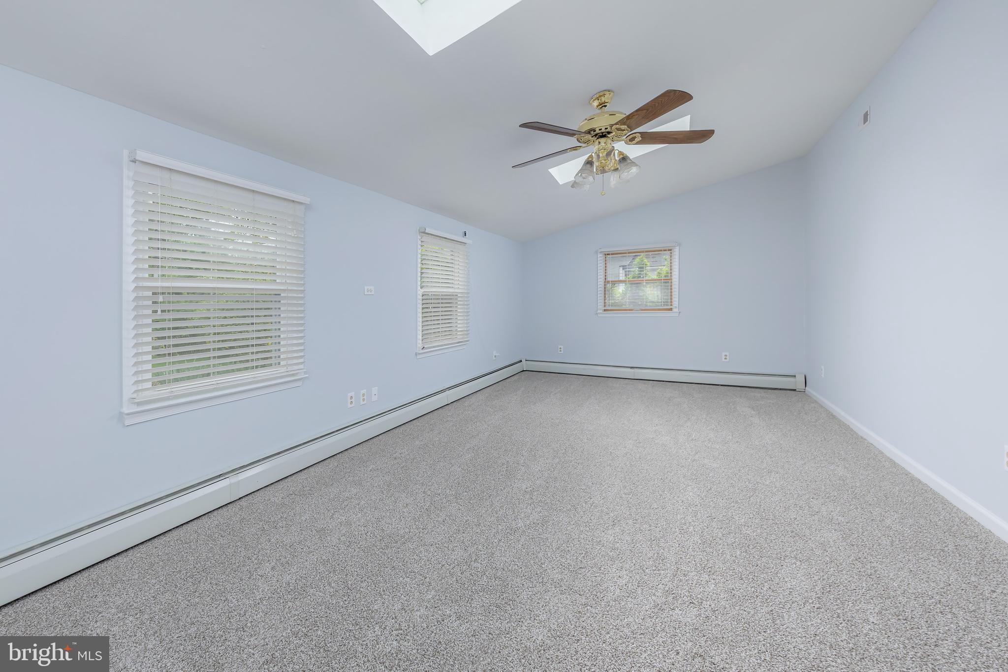 1279 Thomson Road Abington, PA 19001 - Photo 11 of 24 Gallery Image 11
