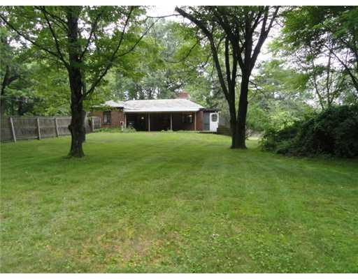 371 McKinney Road Wexford, PA 15090 - Photo 3 of 12 Exterior Back.