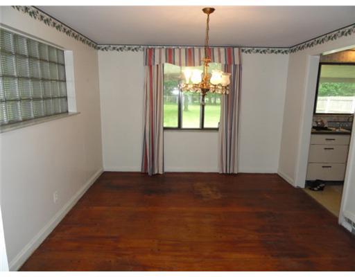 371 McKinney Road Wexford, PA 15090 - Photo 7 of 12 Dining Room.