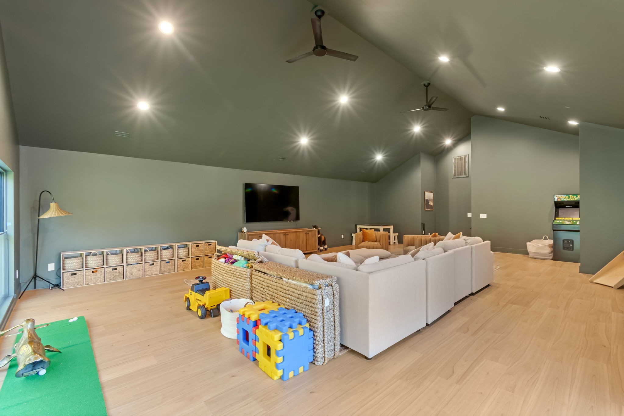 3756 Rial Road McEwen, TN 37101 - Photo 37 of 80