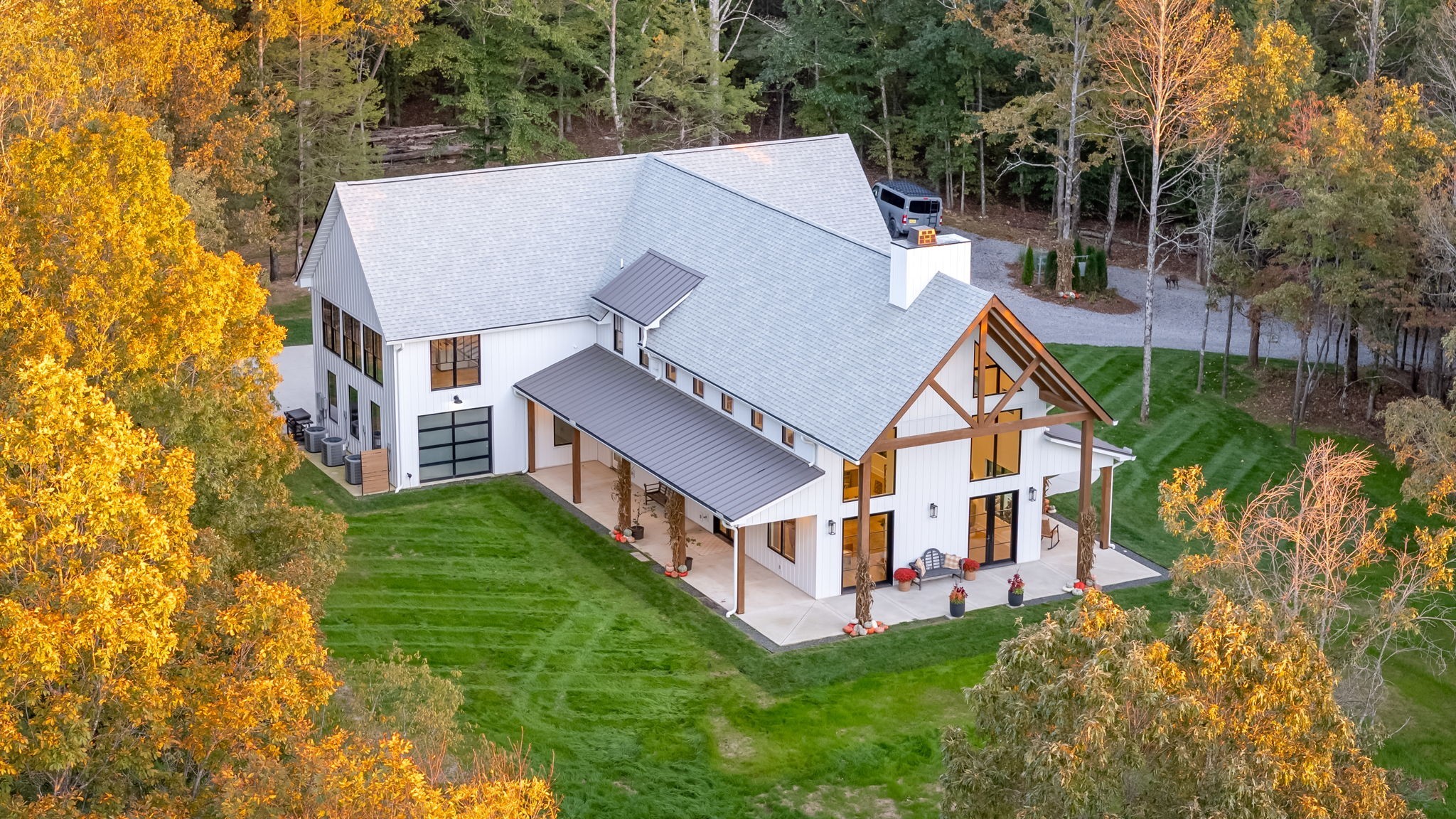 3756 Rial Road McEwen, TN 37101 - Photo 4 of 80