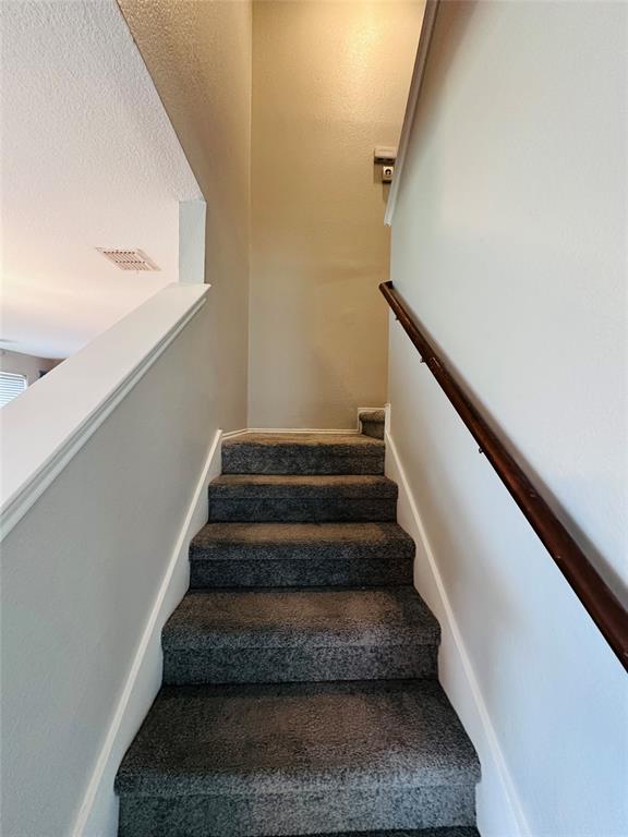 213 Spruce Trail Forney, TX 75126 - Photo 9 of 19 a view of entryway