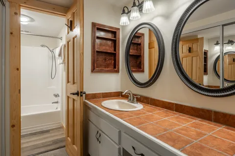 $799,000 | 150 Sierra Park Road, Unit 6, Mammoth Lakes, CA 93546