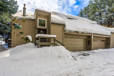 $799,000 | 150 Sierra Park Road, Unit 6, Mammoth Lakes, CA 93546