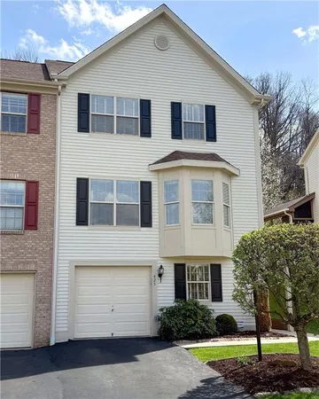 $332,500 | 425 Georgetown Court, Seven Fields, PA 16046
